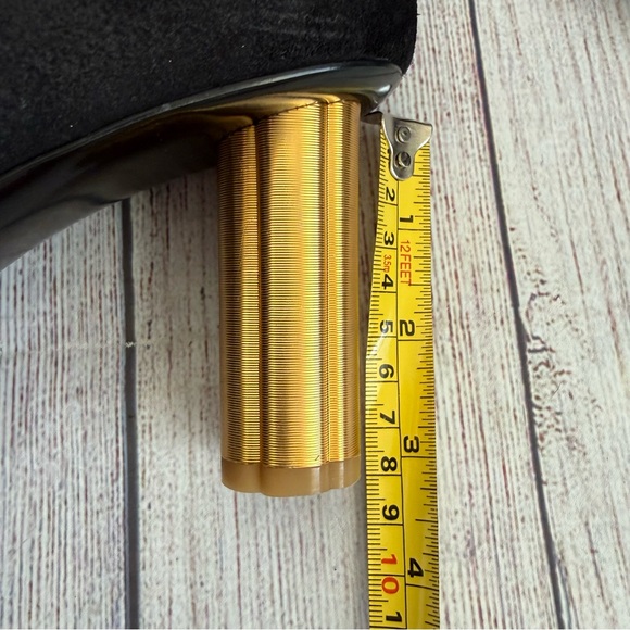 Salvatore Ferragamo Lucca Black Gold Heel Shoes 10 - Picture 7 of 9